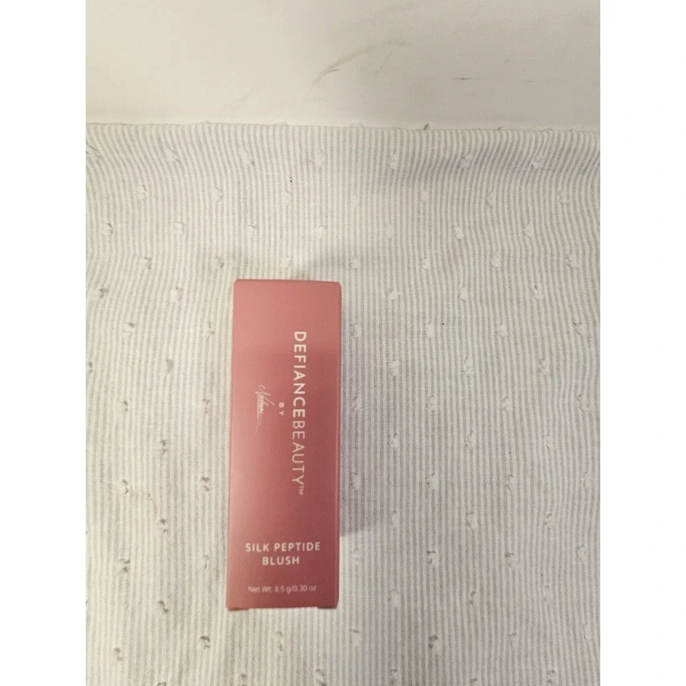 Defiance Beauty Silk Peptit Blush ‎ Color Afterglow